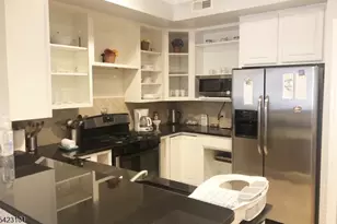 15-19 Tichenor Ln, Newark, NJ 07114 - Photo 5