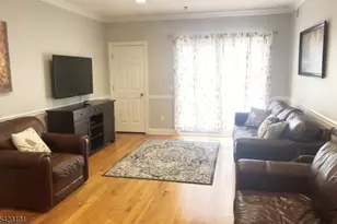 15-19 Tichenor Ln, Newark, NJ 07114 - Photo 11