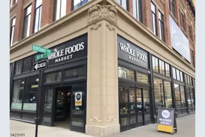 15-19 Tichenor Ln #403, Newark, NJ 07114 - Photo 15