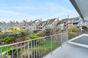 8C Cove Ln, North Bergen Twp., NJ 07047 - Photo 21