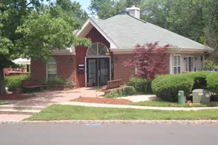 204 Red Crest Ln, Branchburg Township, NJ 08876 - Photo 17