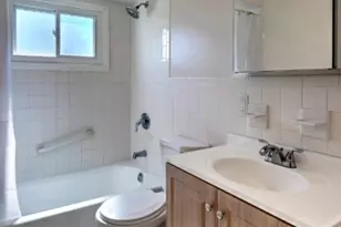 360-1 Burnt Mill Rd, Branchburg Township, NJ 08876 - Photo 11