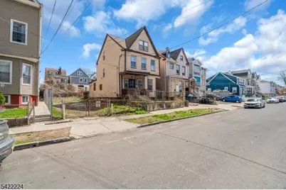 91 Oraton St, Newark, NJ 07104 - Photo 3