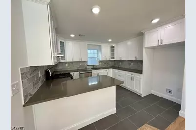 137-139 Court St, Elizabeth, NJ 07206 - Photo 9