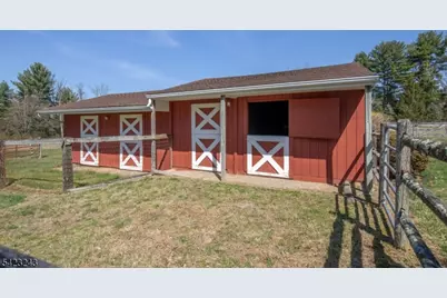 1 Scarlet Oak Rd, Tewksbury Township, NJ 07830 - Photo 13