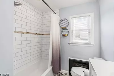 1334 Barbara Ave, Union Township, NJ 07083 - Photo 9