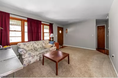 6 Jay Rd, Vernon, NJ 07422 - Photo 5