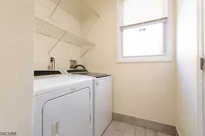 158 Terrace Ave, Jersey City, NJ 07307 - Photo 9