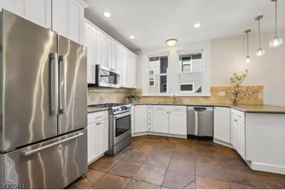 115 Park St, Montclair, NJ 07042 - Photo 19