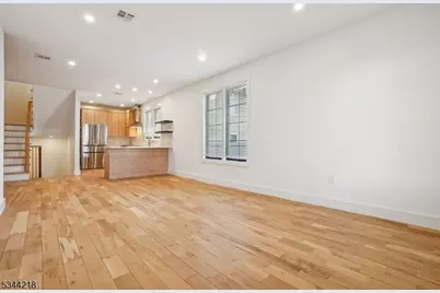 51 New St Unit #B, Montclair, NJ 07042 - Photo 3