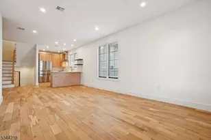 51 New St Unit, Montclair, NJ 07042 - Photo 3