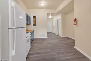 31A Martin Luther King Jr Dr, Jersey City, NJ 07305 - Photo 5