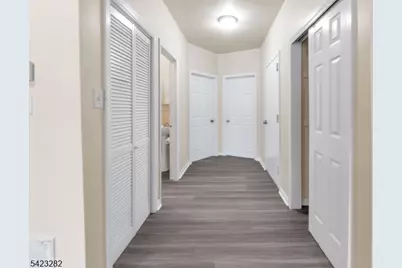 31A Martin Luther King Jr Dr #2, Jersey City, NJ 07305 - Photo 9