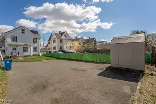 175 Duer St, North Plainfield, NJ 07060 - Photo 5