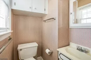 31 Burlington Rd, Clifton, NJ 07012 - Photo 13