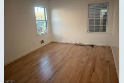 1019 E Grand St, Elizabeth, NJ 07201 - Photo 5