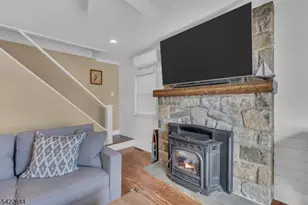 14 Bass Rock Rd, Hopatcong, NJ 07843 - Photo 17