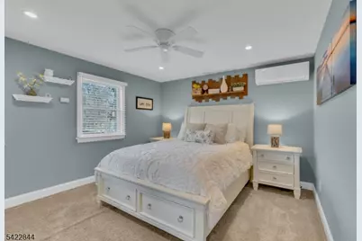 14 Bass Rock Rd, Hopatcong, NJ 07843 - Photo 33