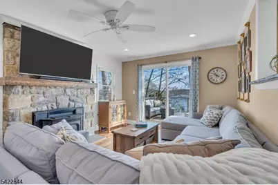 14 Bass Rock Rd, Hopatcong, NJ 07843 - Photo 19