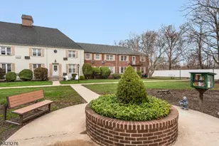 15A Parkway Village, Cranford Township, NJ 07016 - Photo 1