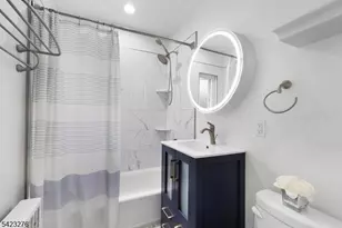 15A Parkway Village, Cranford Township, NJ 07016 - Photo 9