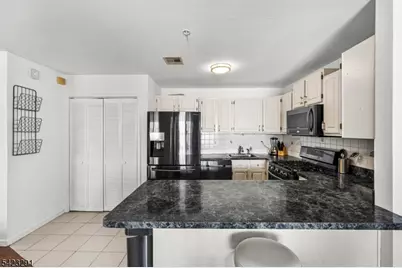 84 Union St #C3, Newark, NJ 07105 - Photo 3