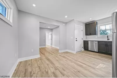 100 Kansas St #1, Hackensack, NJ 07601 - Photo 5