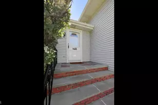 407 Cayuga Way, Westfield, NJ 07090 - Photo 3