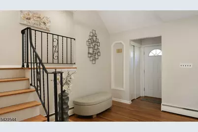 407 Cayuga Way, Westfield, NJ 07090 - Photo 7