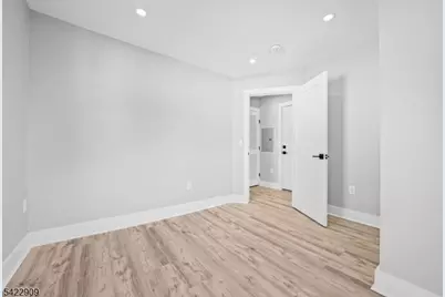 100 Kansas St #2, Hackensack, NJ 07601 - Photo 9