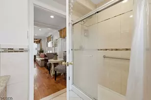 35 Bedford St, East Orange, NJ 07018 - Photo 15