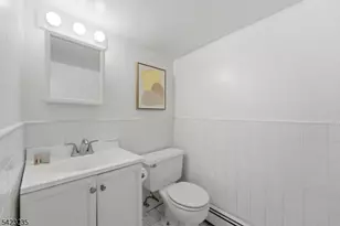 35 Bedford St, East Orange, NJ 07018 - Photo 27
