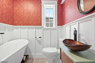 1074 Colfax Ave, Pompton Lakes, NJ 07442 - Photo 5