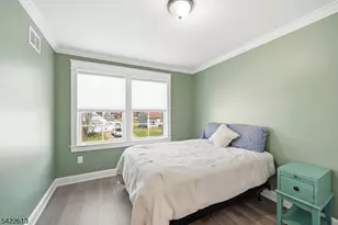 1074 Colfax Ave, Pompton Lakes, NJ 07442 - Photo 15