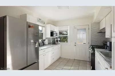 353 E Grant Ave, Roselle Park, NJ 07204 - Photo 9