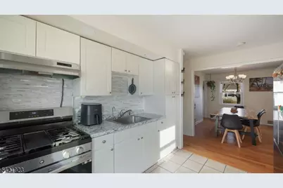 353 E Grant Ave, Roselle Park, NJ 07204 - Photo 11