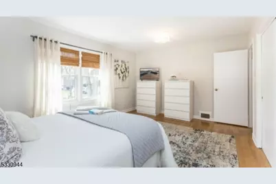 7 Evergreen Ter, Millburn, NJ 07041 - Photo 13