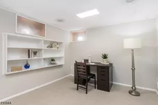 7 Evergreen Terrace, Millburn, NJ 07041 - Photo 21