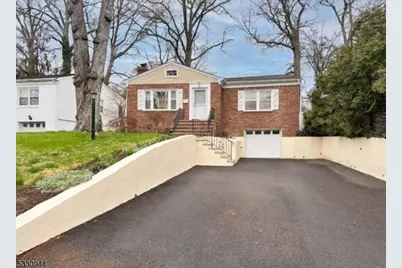 7 Evergreen Ter, Millburn, NJ 07041 - Photo 23