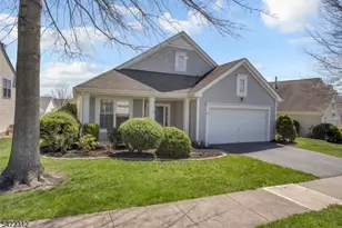 87 Kensington Cir, White Township, NJ 07823 - Photo 1