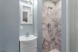 59 Albright Cir, Madison, NJ 07940 - Photo 15