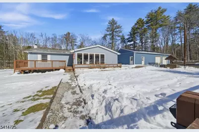 8 Martha St, Sandyston Township, NJ 07826 - Photo 3