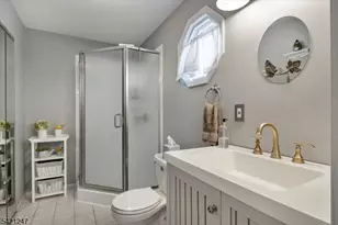 107 Kingston Rd, Parsippany, NJ 07054 - Photo 19