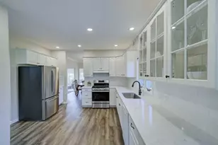 18 Danberry Dr, East Amwell Township, NJ 08551 - Photo 7