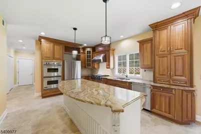 42 Kanouse Ln, Montville Township, NJ 07045 - Photo 7