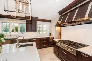 917 Westminster Ave, Hillside, NJ 07205 - Photo 17