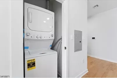 660 Bloomfield Ave #402, Bloomfield, NJ 07003 - Photo 21