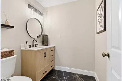 60 Tanager Ct, Wayne, NJ 07470 - Photo 17