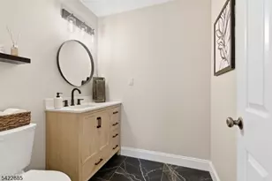 60 Tanager Ct, Wayne, NJ 07470 - Photo 17