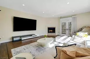 26 Sunset Rd, Livingston, NJ 07039 - Photo 7